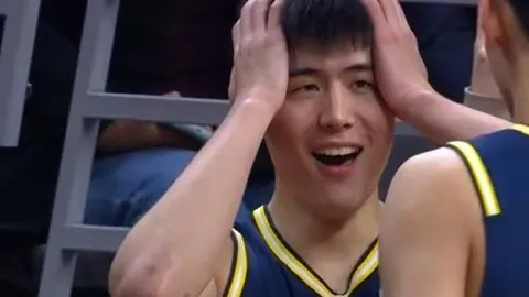 [国足]连遭三连败！不敌澳大利亚 1-3告负